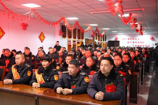 禹州市公共交通有限公司召开2019年度总结暨表彰大会 禹州市公共交通有限公司召开2019年度总结暨表彰大会