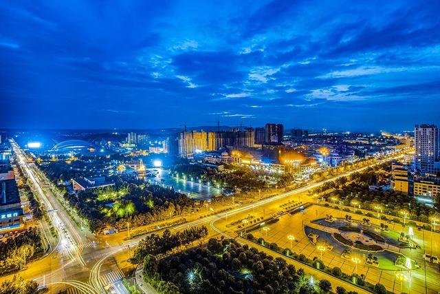 禹州夜色 流光溢彩——禹州市摄影家协会会员作品赏析 禹州夜色 流光溢彩——禹州市摄影家协会会员作品赏析