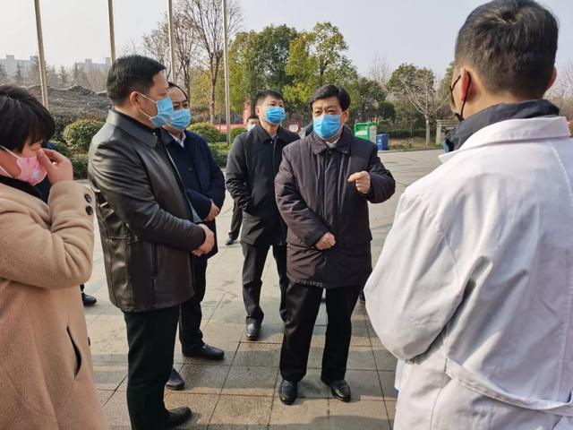 书记连日来多次调研暗访:坚守岗位,严密措施,全面做好疫情防控工作 书记连日来多次调研暗访:坚守岗位,严密措施,全面做好疫情防控工作