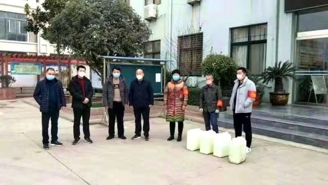 暖心捐赠,万众一心!抗击疫情! 暖心捐赠,万众一心!抗击疫情!