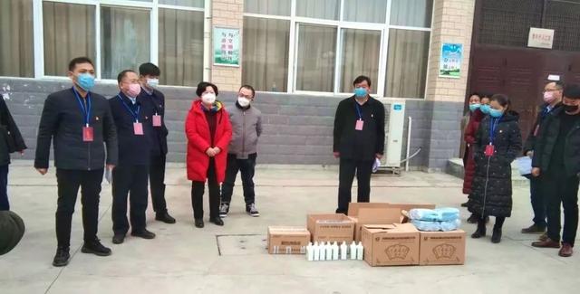 暖心捐赠,万众一心!抗击疫情! 暖心捐赠,万众一心!抗击疫情!
