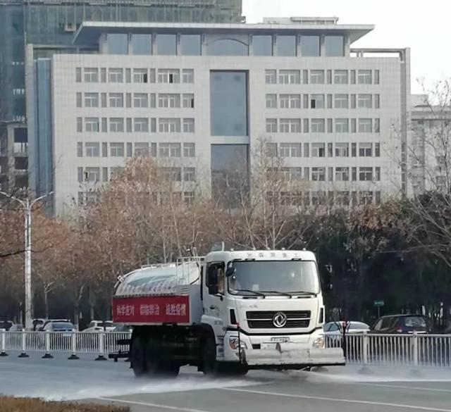 禹州环卫:静默坚守岗位,清洁消毒城市,共同阻击疫情 禹州环卫:静默坚守岗位,清洁消毒城市,共同阻击疫情