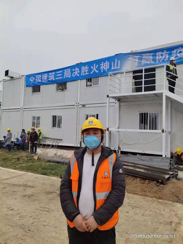 禹州市举行欢迎仪式,三名驰援火神山勇士平安回家! 禹州市举行欢迎仪式,三名驰援火神山勇士平安回家!
