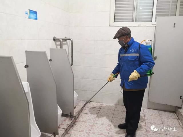 禹州环卫:疫情中做好道路除雪除冰 全力保障道路安全通畅 禹州环卫:疫情中做好道路除雪除冰 全力保障道路安全通畅