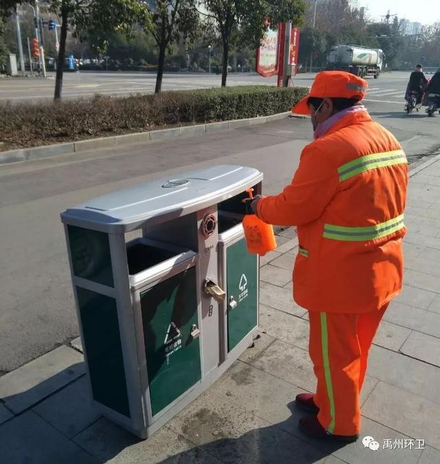 禹州环卫:防控战“疫” 我们坚持不懈 禹州环卫:防控战“疫” 我们坚持不懈