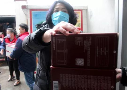 禹州二院“最美娘子军”:疫情防控战线上的“铿锵玫瑰” 禹州二院“最美娘子军”:疫情防控战线上的“铿锵玫瑰”