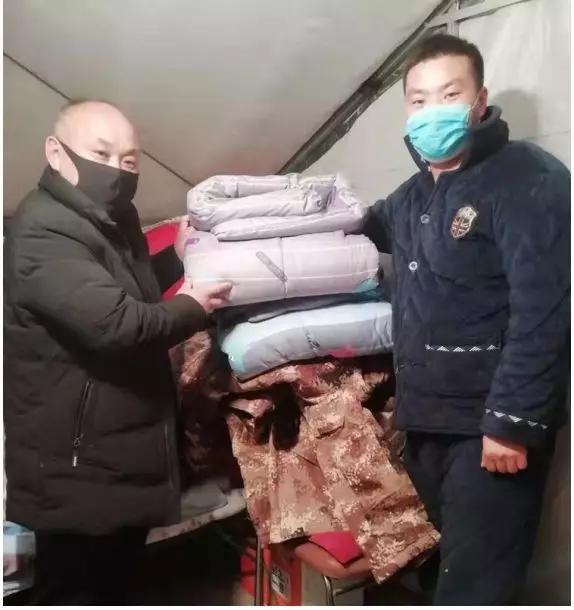 禹州市贫困群众为疫情防控“加油”接力 禹州市贫困群众为疫情防控“加油”接力