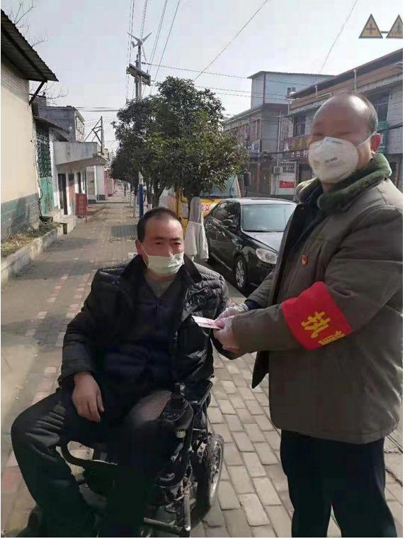 禹州市贫困群众为疫情防控“加油”接力 禹州市贫困群众为疫情防控“加油”接力