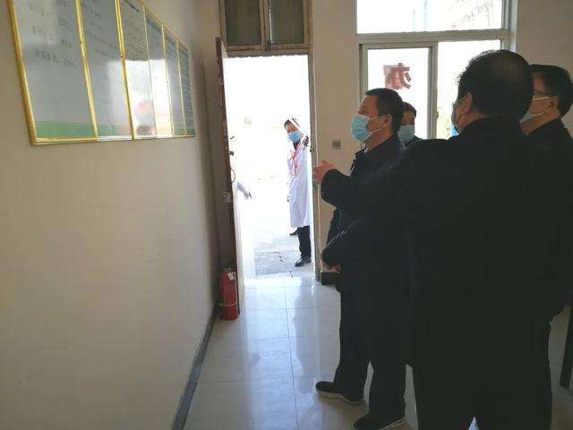 省委组织部常务副部长一行到禹州市督导疫情防控工作 省委组织部常务副部长一行到禹州市督导疫情防控工作