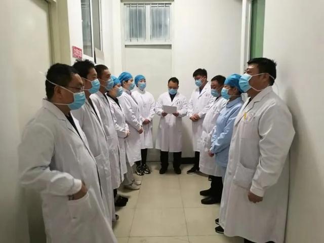禹州市中心医院王国立:面对疫情 冲锋在前 禹州市中心医院王国立:面对疫情 冲锋在前