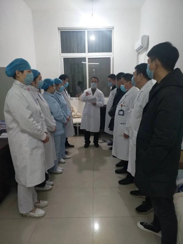禹州市中心医院王国立:面对疫情 冲锋在前 禹州市中心医院王国立:面对疫情 冲锋在前