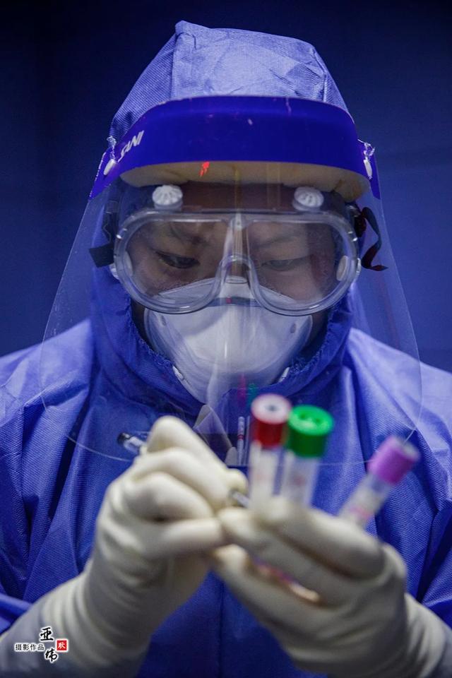 禹州战疫中的疾控尖刀兵——耿亚伟摄影作品 禹州战疫中的疾控尖刀兵——耿亚伟摄影作品