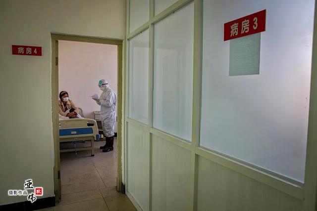 禹州战疫中的疾控尖刀兵——耿亚伟摄影作品 禹州战疫中的疾控尖刀兵——耿亚伟摄影作品