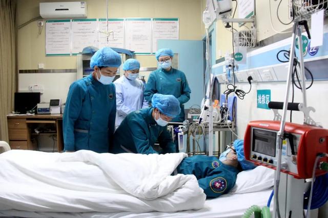 禹州二院宋改英:最美急救“逆行者” 禹州二院宋改英:最美急救“逆行者”
