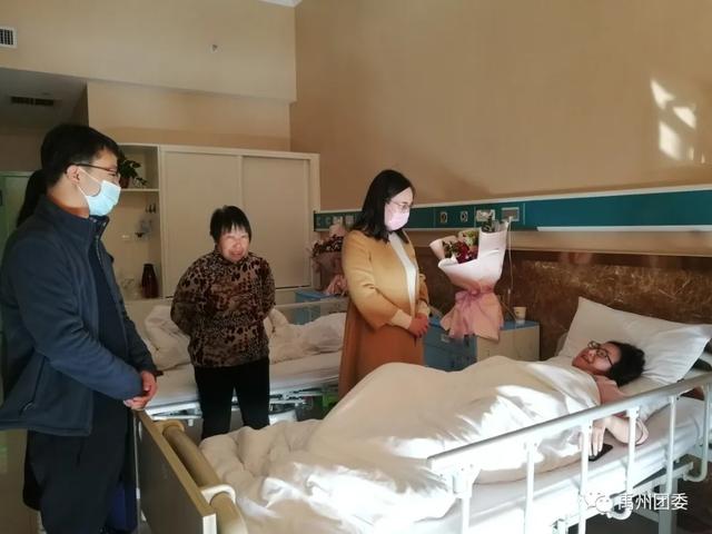 禹州团委:为奉献者奉献 致敬最美逆行者 禹州团委:为奉献者奉献 致敬最美逆行者