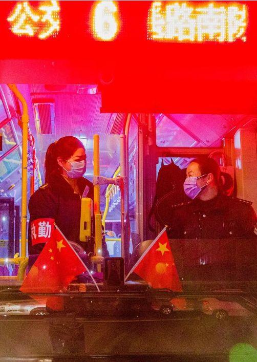 禹州公交:三八妇女节——致敬奋战在公交一线的铿锵玫瑰 禹州公交:三八妇女节——致敬奋战在公交一线的铿锵玫瑰