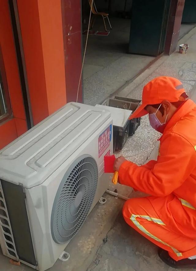 禹州环卫:环境卫生常抓不懈 保持整洁持之以恒 禹州环卫:环境卫生常抓不懈 保持整洁持之以恒