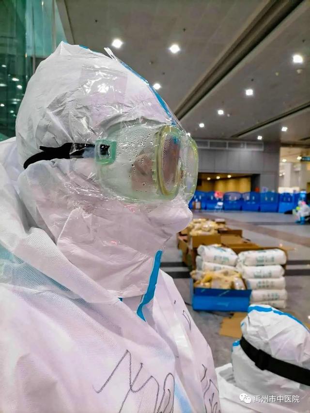 禹州市中医院孟媛媛、苗培娟两名医护人员凯旋归来! 禹州市中医院孟媛媛、苗培娟两名医护人员凯旋归来!