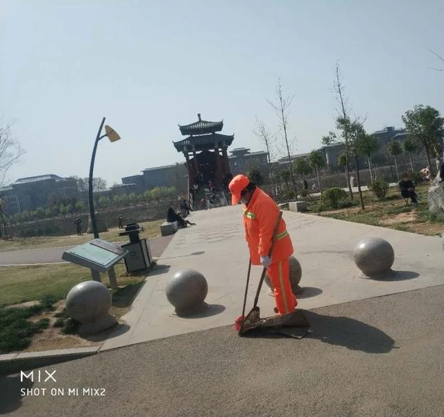 禹州环卫:春暖花开正当时 清洁城市展新颜 禹州环卫:春暖花开正当时 清洁城市展新颜