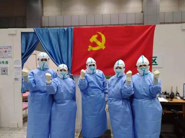 禹州金石星河湾向他们致敬!英雄凯旋,不负重托! 禹州金石星河湾向他们致敬!英雄凯旋,不负重托!