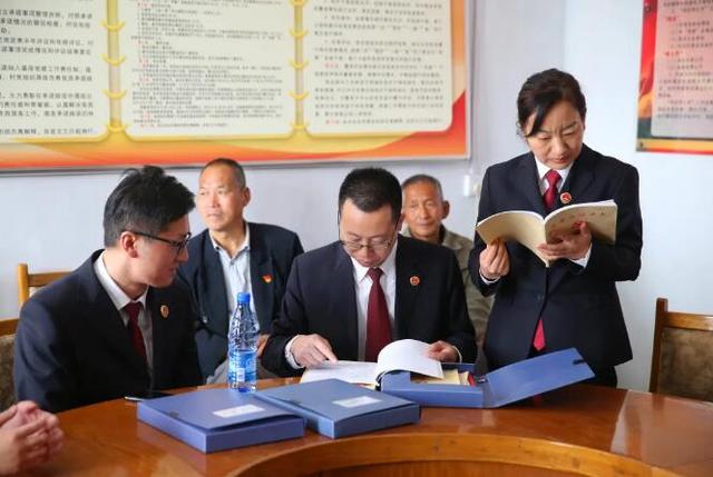 禹州检察:携手同行 先锋共建 禹州检察:携手同行 先锋共建