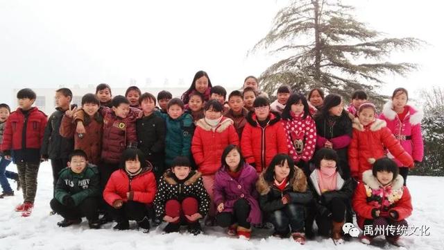 禹州传统文化:三尺讲台让青春充满亮色(教育园地) 禹州传统文化:三尺讲台让青春充满亮色(教育园地)