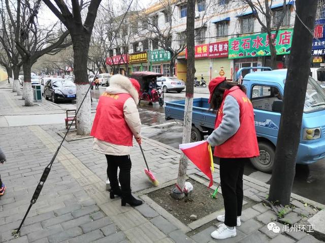 禹州环卫:开展爱国卫生活动 营造洁净城区环境 禹州环卫:开展爱国卫生活动 营造洁净城区环境