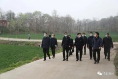 李海峰在我市调研脱贫攻坚工作