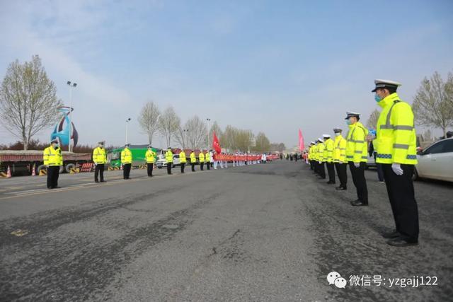禹州交警以最高规格、最深敬意迎接“最美逆行者”回家 禹州交警以最高规格、最深敬意迎接“最美逆行者”回家