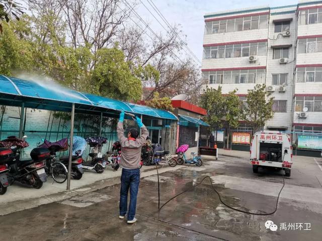 禹州环卫:用高标准开展城市清洁行动,以洁净舒心的环境迎接援鄂英雄凯旋回家 禹州环卫:用高标准开展城市清洁行动,以洁净舒心的环境迎接援鄂英雄凯旋回家