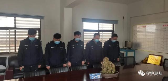 禹州全市公安民警清明祭英烈,忠诚保平安 禹州全市公安民警清明祭英烈,忠诚保平安