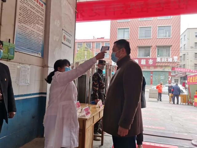 禹州四高返校复学,老师换位演练 禹州四高返校复学,老师换位演练