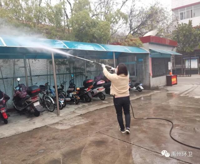 禹州环卫:风雨无阻守岗位 坚持标准保清洁 禹州环卫:风雨无阻守岗位 坚持标准保清洁