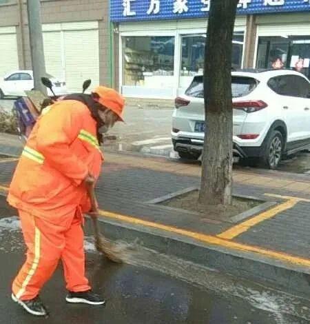 禹州环卫:风雨无阻守岗位 坚持标准保清洁 禹州环卫:风雨无阻守岗位 坚持标准保清洁