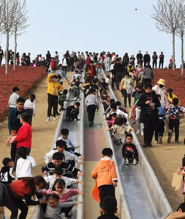 禹州登善湖城市公园!美景旁却“遍地垃圾”!别再这样干了 禹州登善湖城市公园!美景旁却“遍地垃圾”!别再这样干了