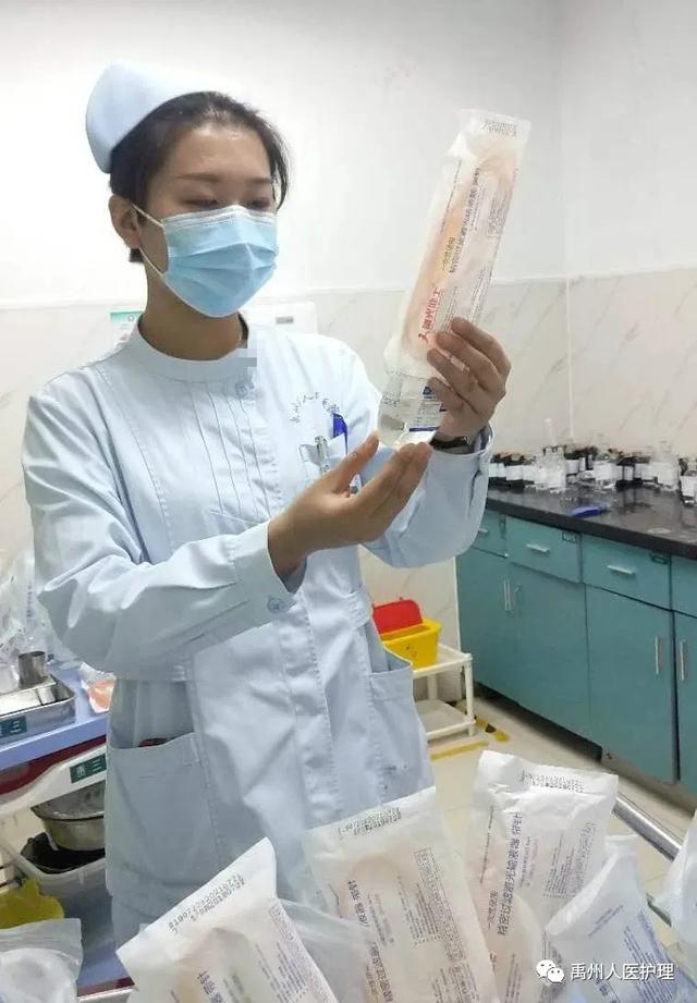 去无畏,归无恙!禹州市人民医院“逆行天使”重返岗位 去无畏,归无恙!禹州市人民医院“逆行天使”重返岗位