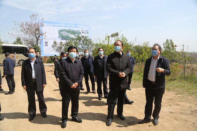 省人民防空办公室主任贾宏伟莅禹调研人防疏散训练基地项目进展情况 省人民防空办公室主任贾宏伟莅禹调研人防疏散训练基地项目进展情况
