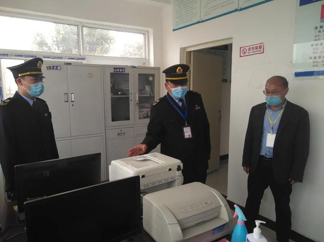 禹州卫生计生监督:重学校卫生监督,筑师生健康围墙! 禹州卫生计生监督:重学校卫生监督,筑师生健康围墙!