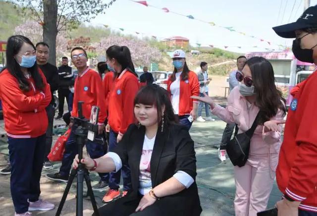 禹州新天地学校“春日如歌”主题团建暨调研活动 禹州新天地学校“春日如歌”主题团建暨调研活动