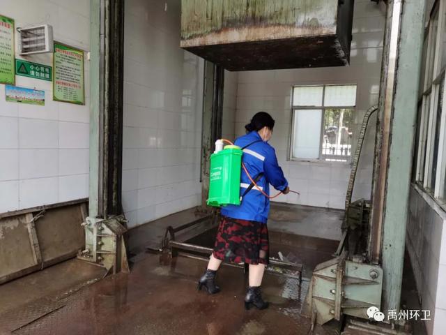 禹州环卫:扮靓城市卫生环境 共建和谐美丽家园 禹州环卫:扮靓城市卫生环境 共建和谐美丽家园