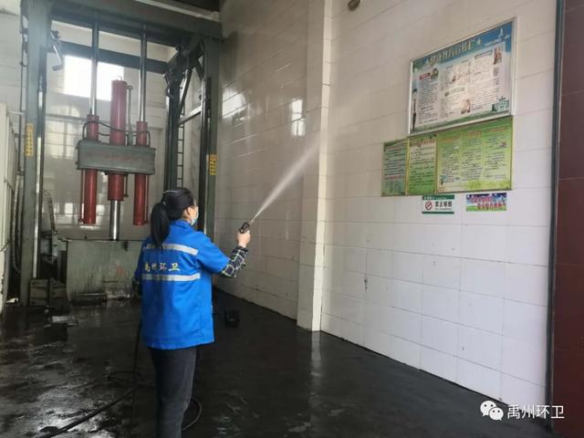 禹州环卫:扮靓城市卫生环境 共建和谐美丽家园 禹州环卫:扮靓城市卫生环境 共建和谐美丽家园