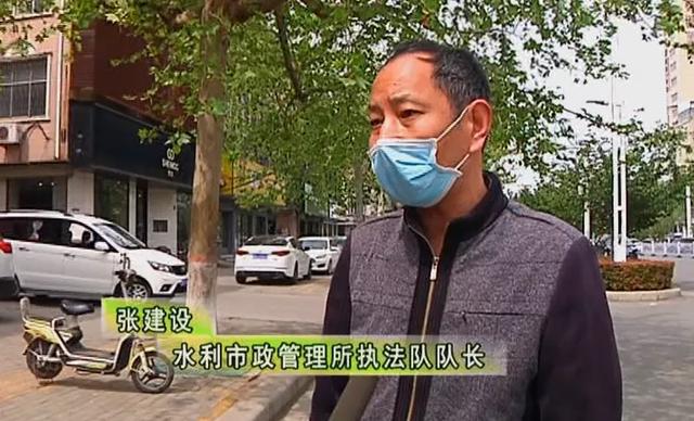 禹州滨河大道中段非机动车道惊现一大坑! 禹州滨河大道中段非机动车道惊现一大坑!