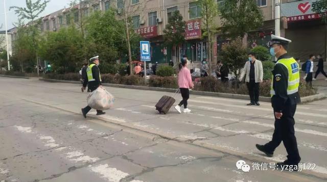 禹州交警多措并举为学子开学复课保驾护航 禹州交警多措并举为学子开学复课保驾护航
