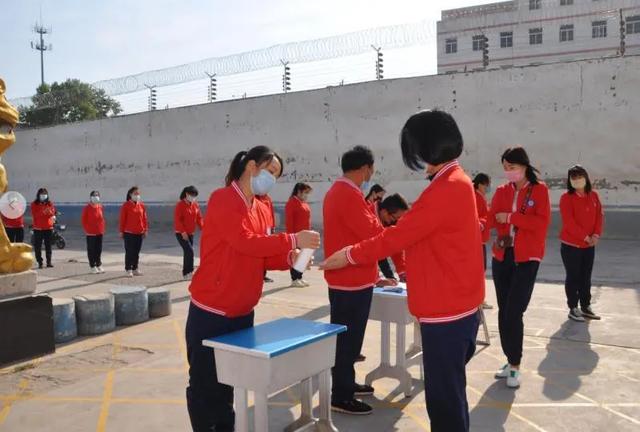 禹州市新天地学校老师返校 禹州市新天地学校老师返校