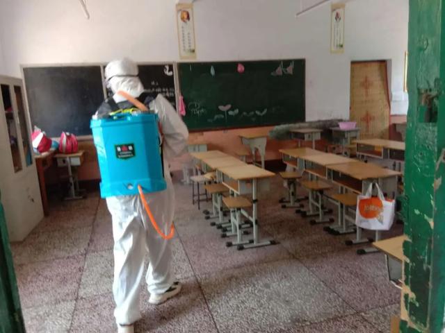 禹州市新天地学校老师返校 禹州市新天地学校老师返校