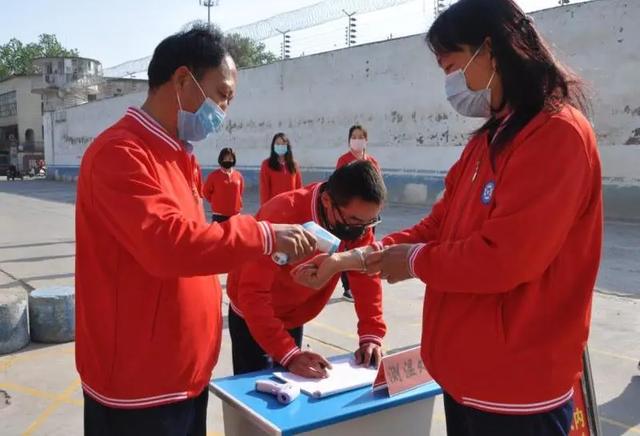 禹州市新天地学校老师返校 禹州市新天地学校老师返校