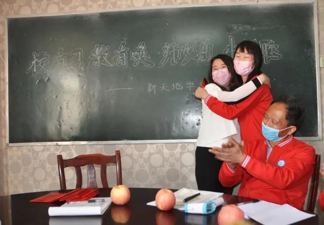 禹州市新天地学校老师返校 禹州市新天地学校老师返校