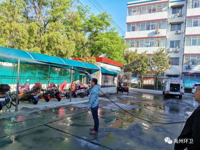 禹州环卫:打造洁净环境服务项目观摩 展树良好形象 禹州环卫:打造洁净环境服务项目观摩 展树良好形象