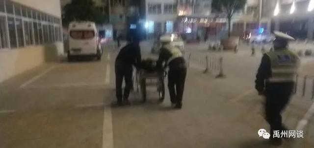 为生命护航!禹州交警在郭连路口夜查酒驾时发生的暖心一幕.... 为生命护航!禹州交警在郭连路口夜查酒驾时发生的暖心一幕....