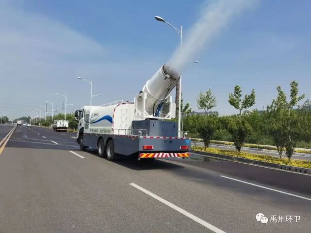 禹州环卫 坚守岗位默默劳动 奋力创造城市洁净 禹州环卫 坚守岗位默默劳动 奋力创造城市洁净